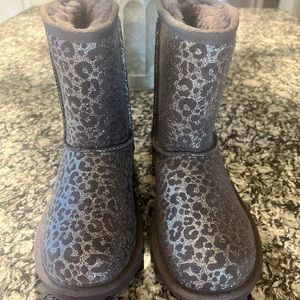 Silver glitter leopard print Uggs